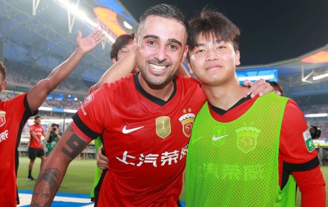 九游APP-上海海港发布备战花絮，冲刺阶段遗憾出局，法国杯任务艰巨，阵容厚度经受考验的简单介绍